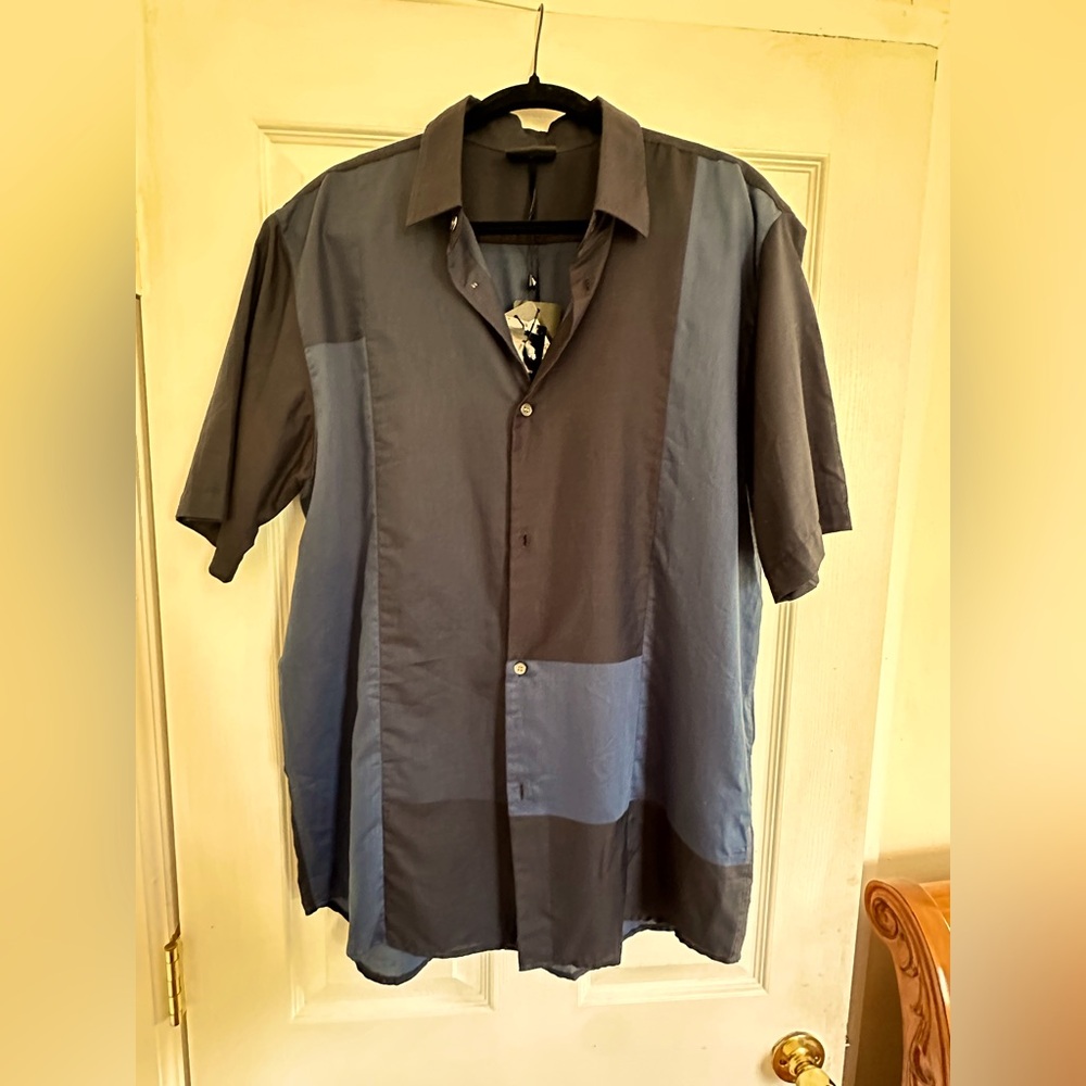 EMPORIO ARMANI NWT men’s short sleeve (size large)